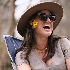 Meet your Posher, Chloe